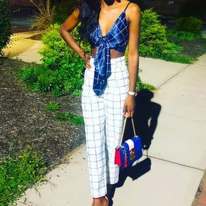 Check white and navy set.